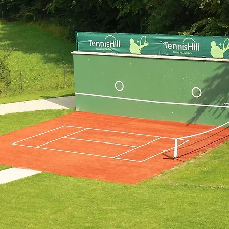 Tennishill